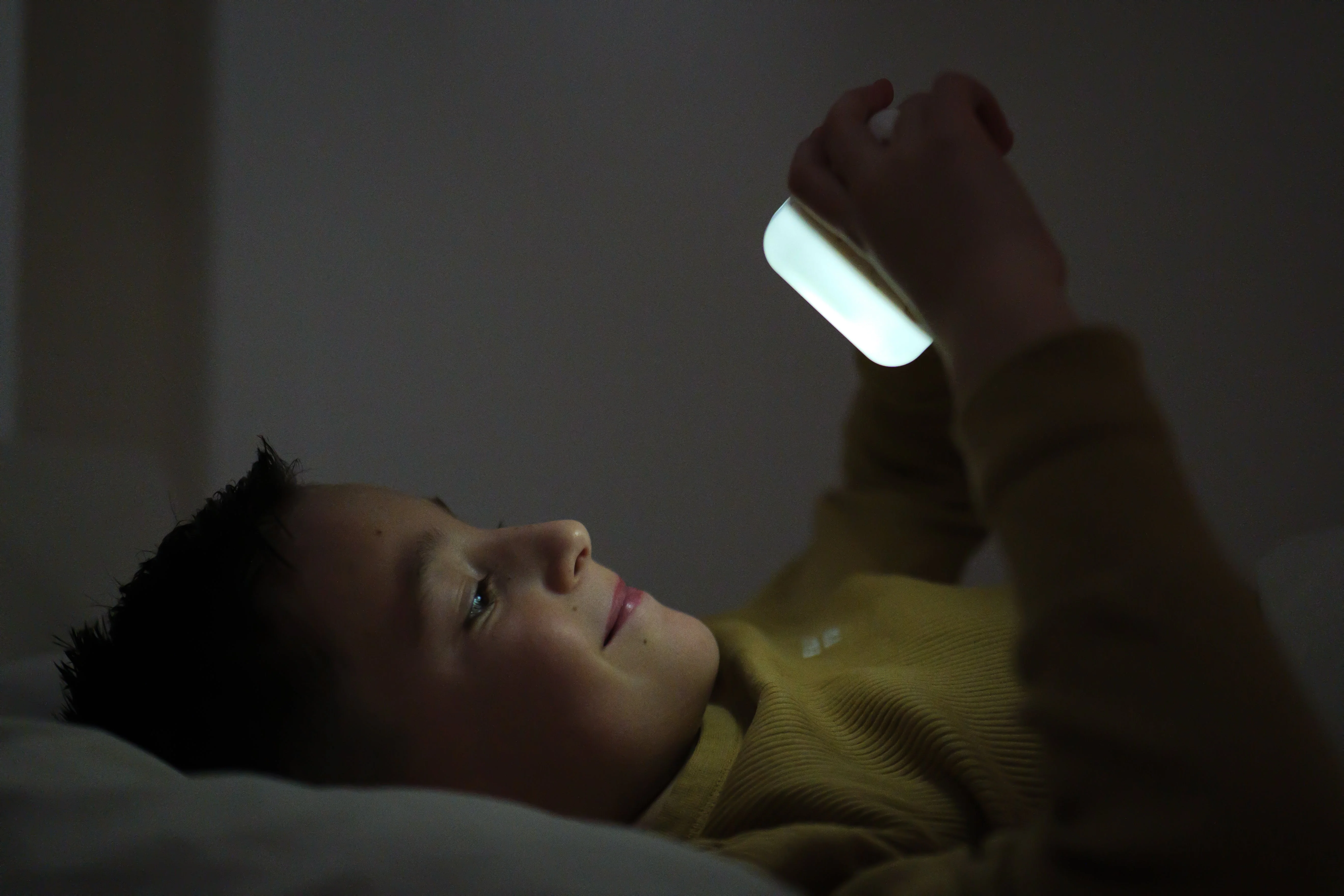 Cloud B Cube B Portable Nightlight - Finley Fawn - Image 9