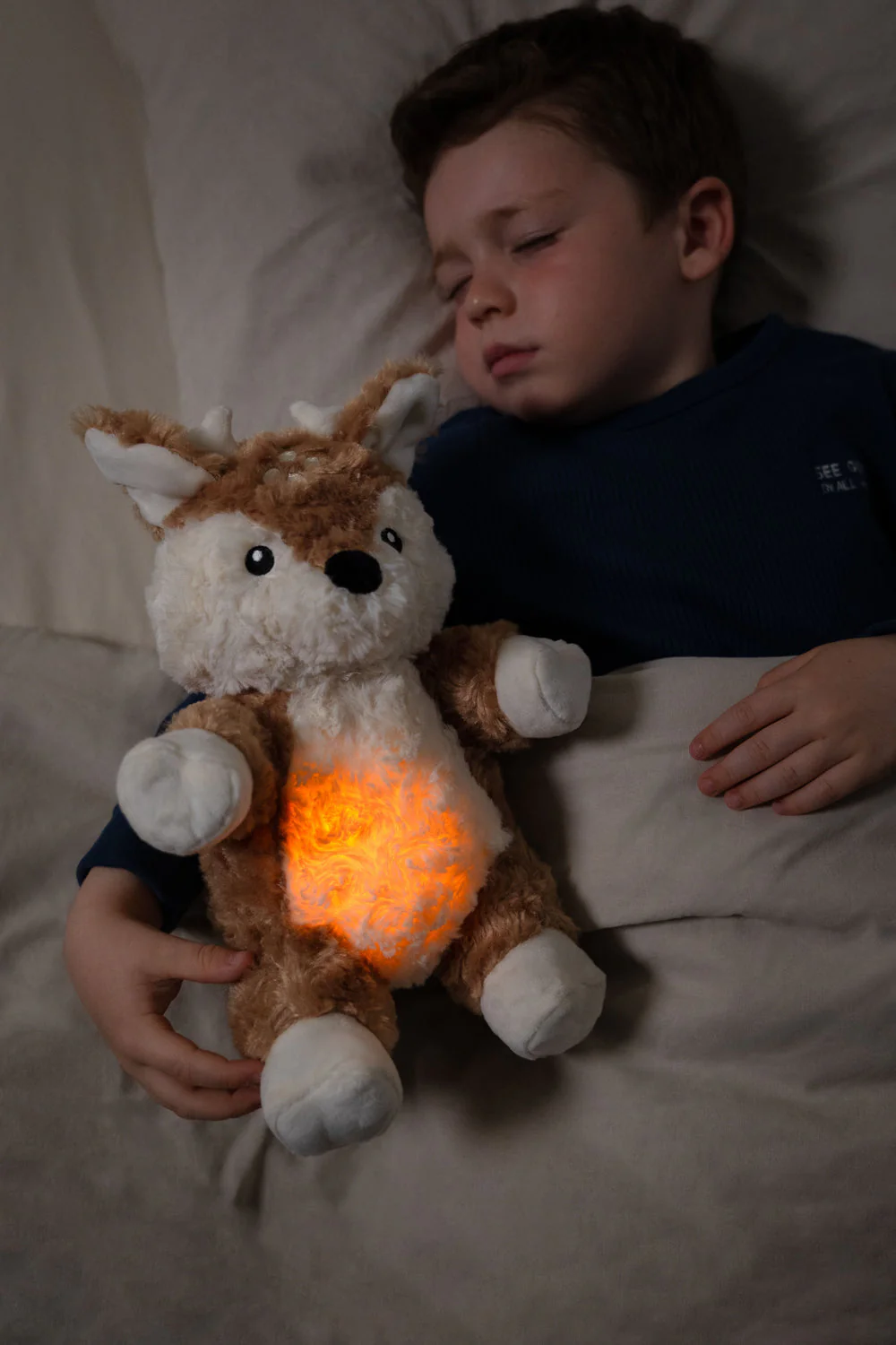 Cloud B LoveLight Nightlight Buddies - Finley Fawn - Image 4