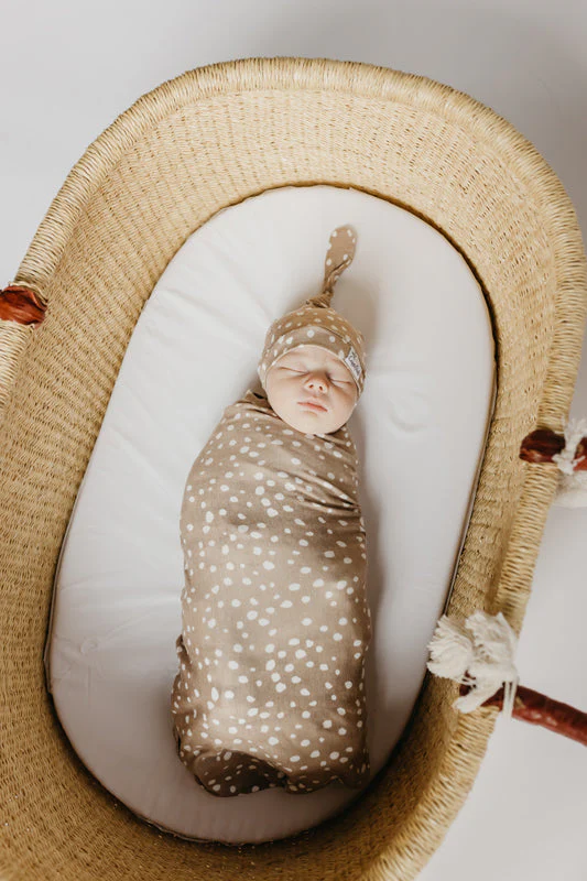 Copper Pearl Top Knot Hat Fawn 0-4m - Image 8