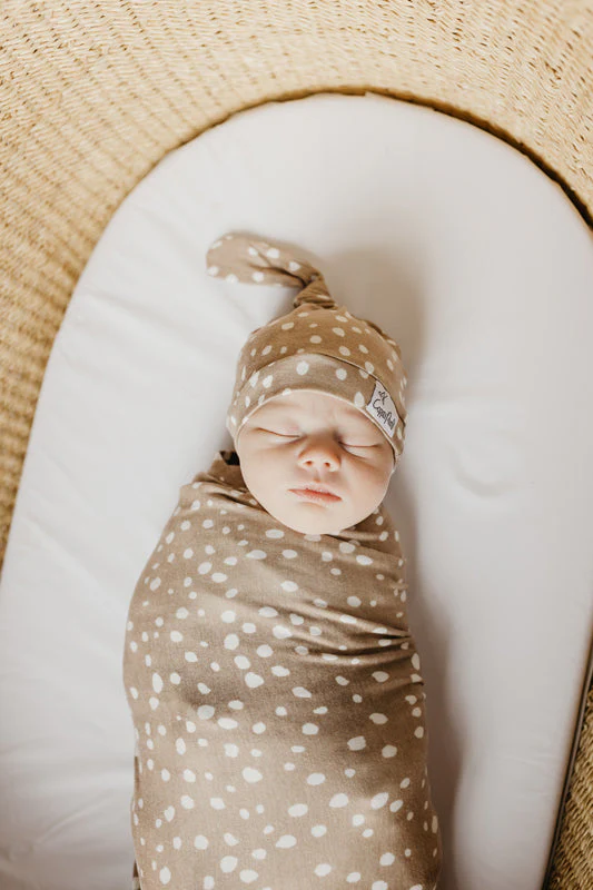 Copper Pearl Top Knot Hat Fawn 0-4m - Image 9