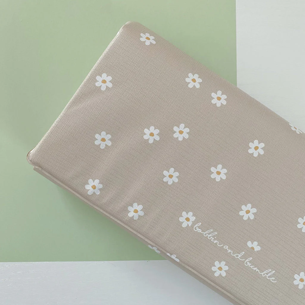 Travel Changing Mat - Neutral Daisy - Image 2